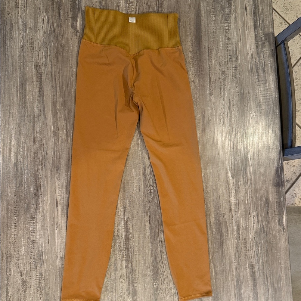 Vuori Tan Leggings